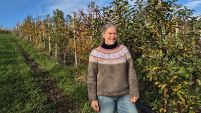 Astrid Bjornson i eplehagen Foto Juni Solstad Karlsen